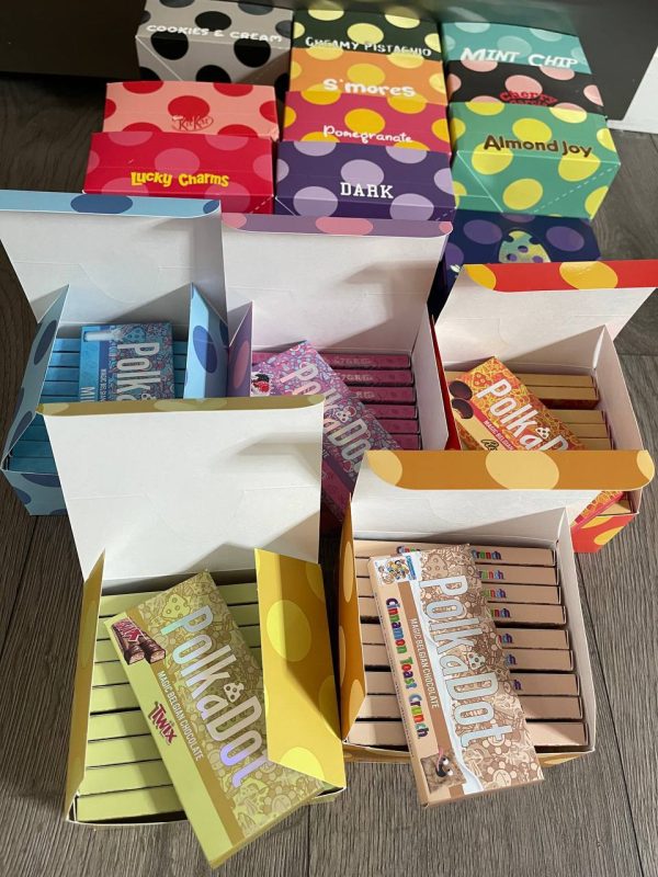 Polka Dot magic mushroom chocolate bar - Image 2